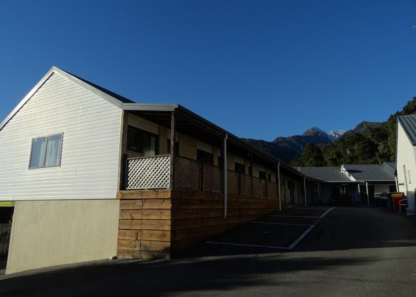 West Coast Franz Josef Glacier Exterior