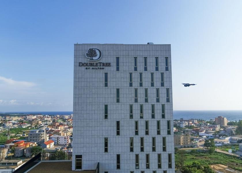  Pointe-Noire Facade