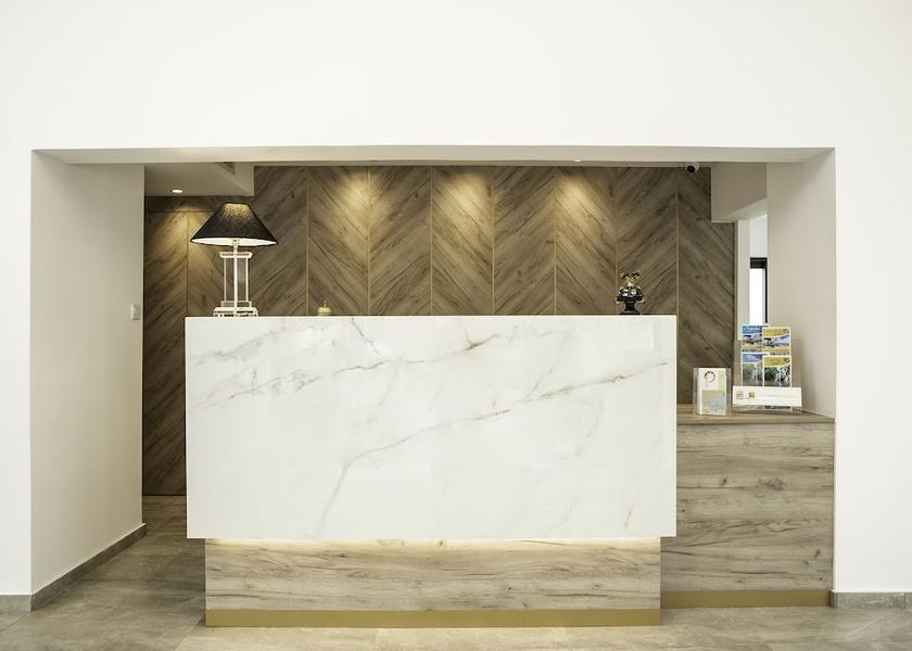 Larnaca District Larnaca Reception