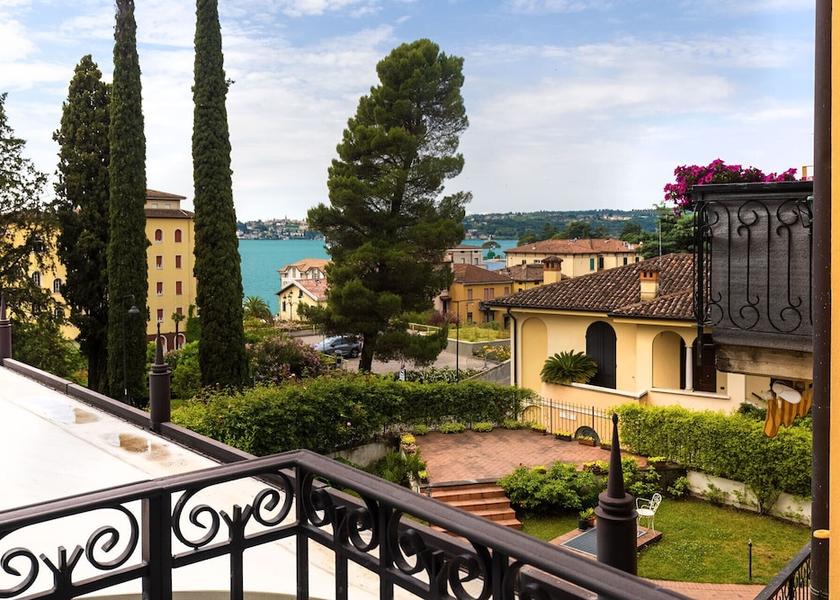 Lombardy Gardone Riviera Room