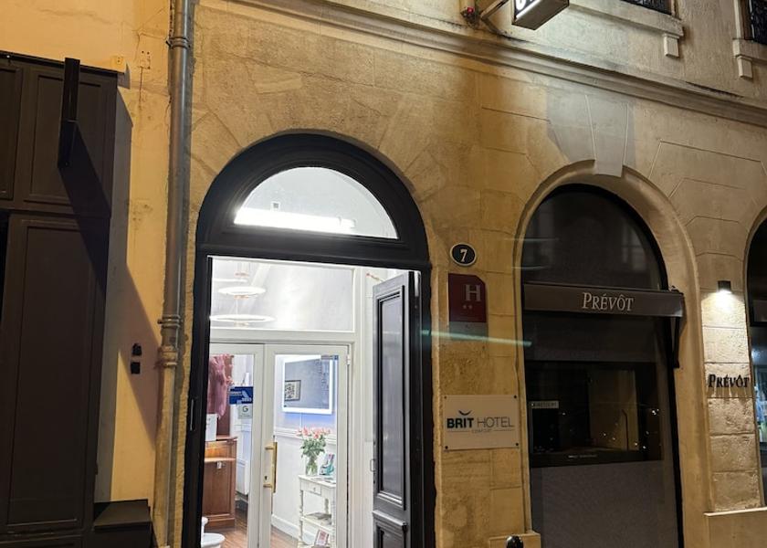 Nouvelle-Aquitaine Bordeaux Facade