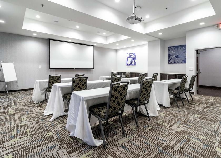 Georgia Locust Grove Meeting Room