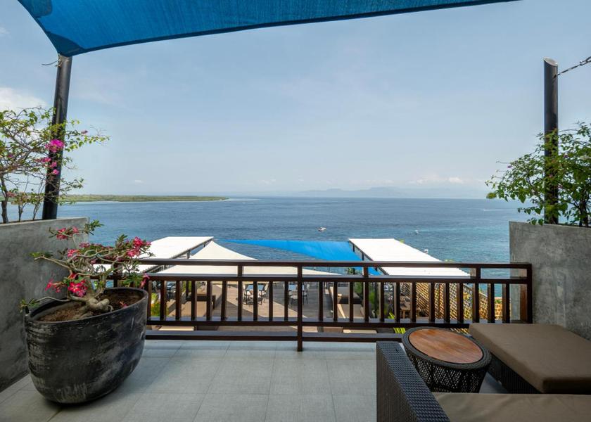 Bali Penida Island Surrounding environment