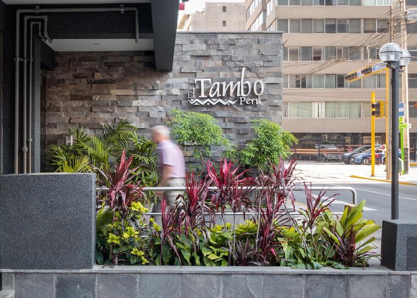 Lima (region) Lima Exterior Detail