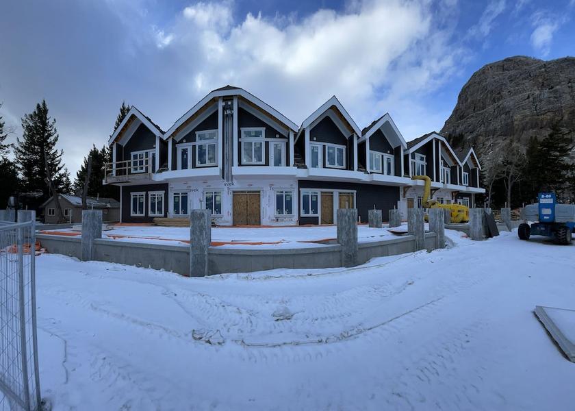 Alberta Waterton Park Exterior Detail