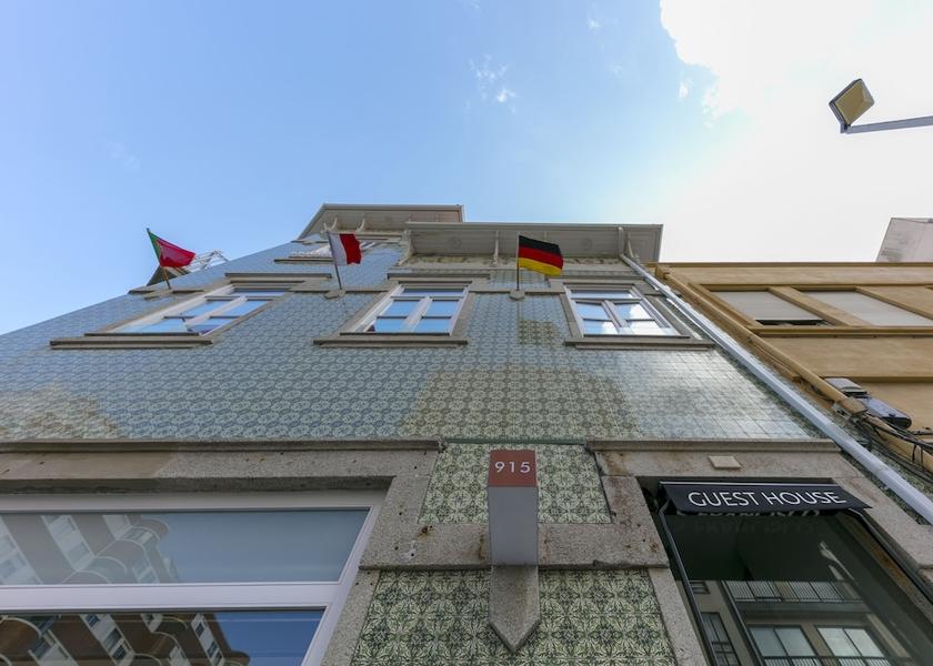 Porto Matosinhos Front of property