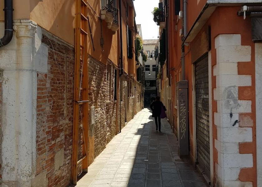 Veneto Venice Exterior Detail