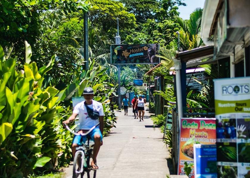Limón Province Colorado Exterior Detail