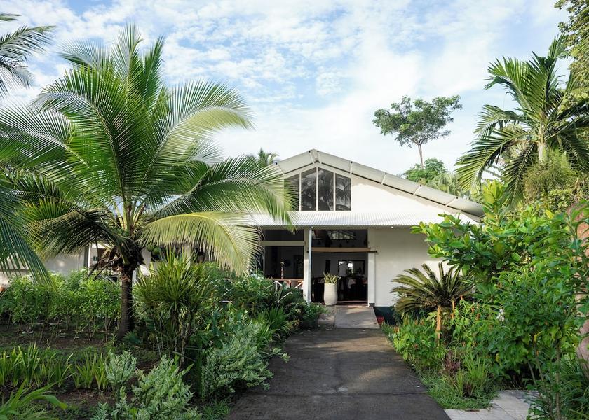 Limón Province Colorado Exterior Detail