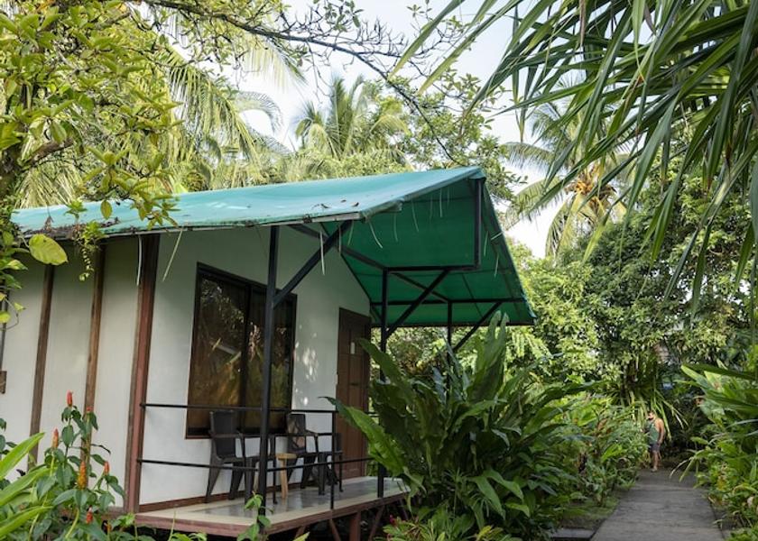 Limón Province Colorado Exterior Detail