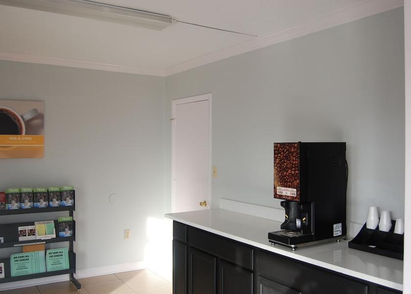 Mississippi Tupelo Lobby