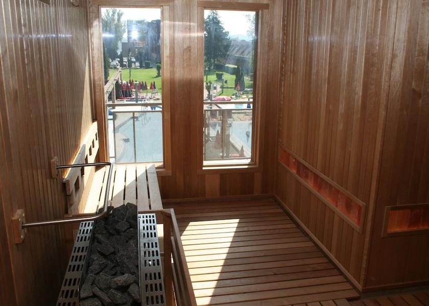 Budapest Sauna