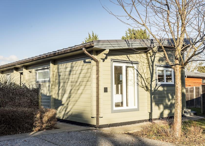 England Harlow Facade