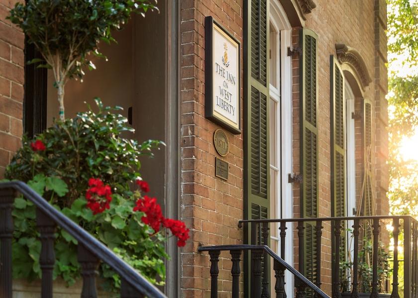 Georgia Savannah Primary image