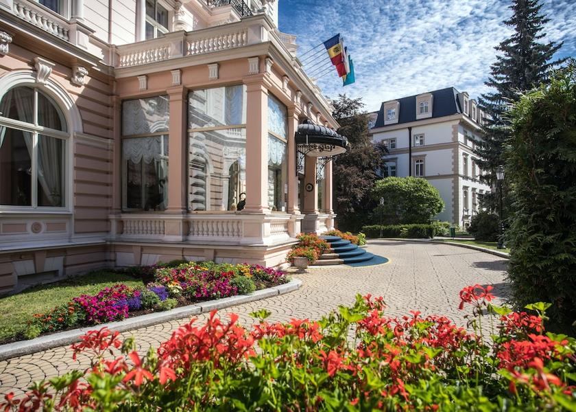 Karlovy Vary (region) Karlovy Vary Entrance