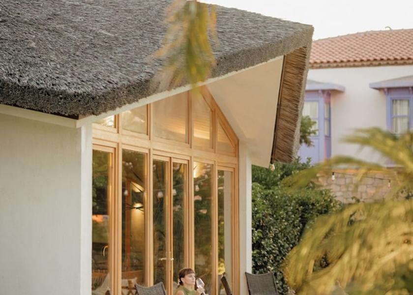 Izmir Çeşme Garden