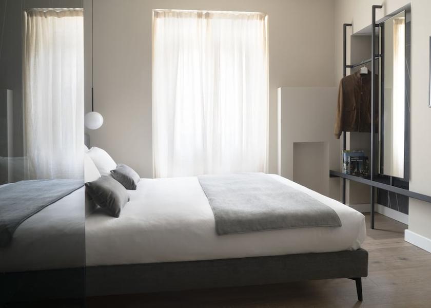 Lombardy Milan Room