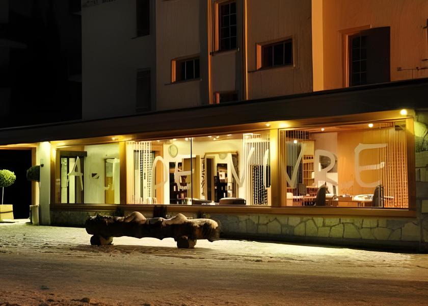 Valais Crans-Montana Hotel Exterior