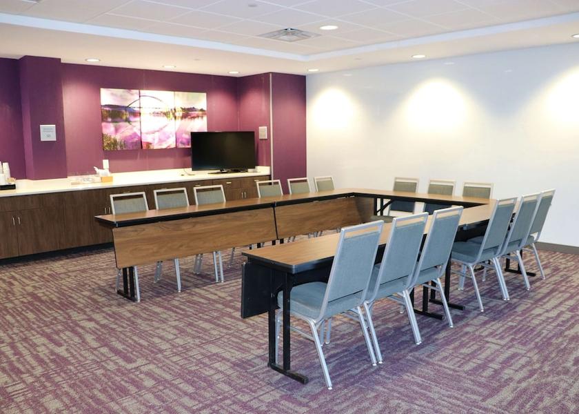 Oregon McMinnville Meeting Room