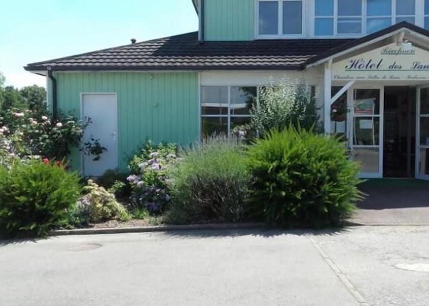 Brittany Le Rheu Exterior Detail