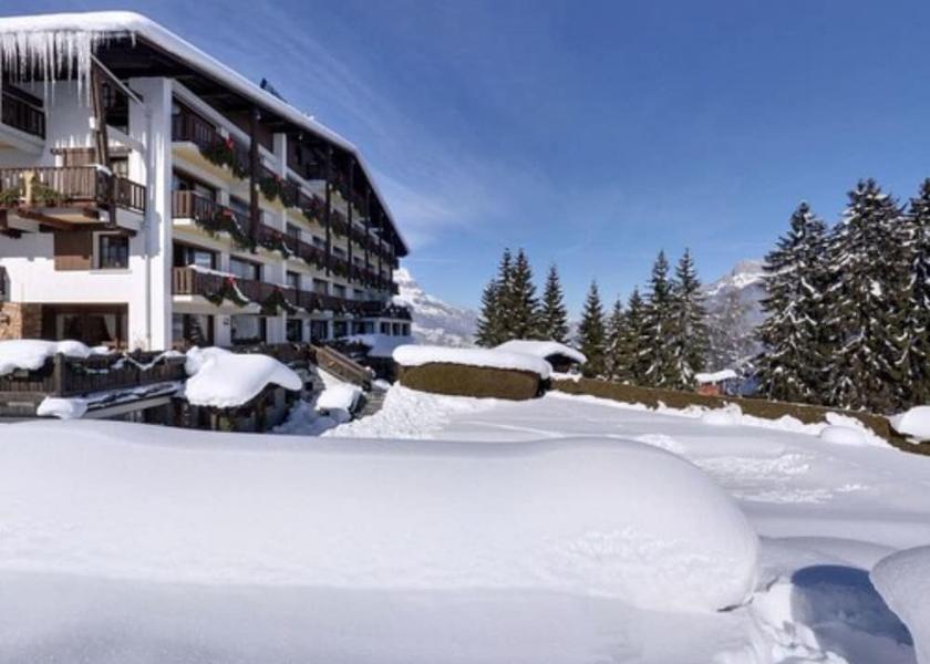 Auvergne-Rhône-Alpes Combloux Property Grounds