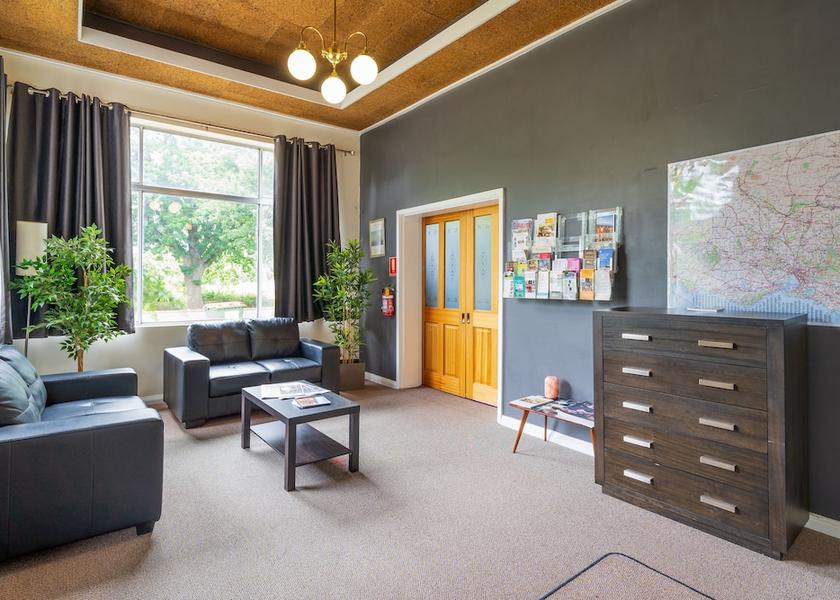 Victoria Castlemaine Lobby