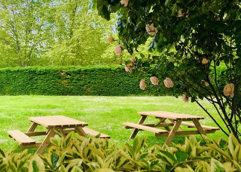 Occitanie Labege BBQ/picnic area