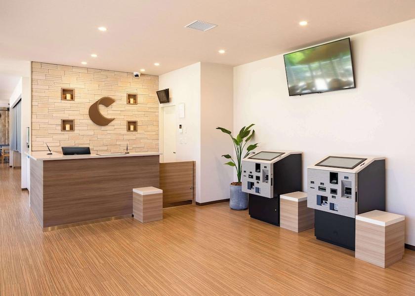 Okinawa (prefecture) Ishigaki Lobby