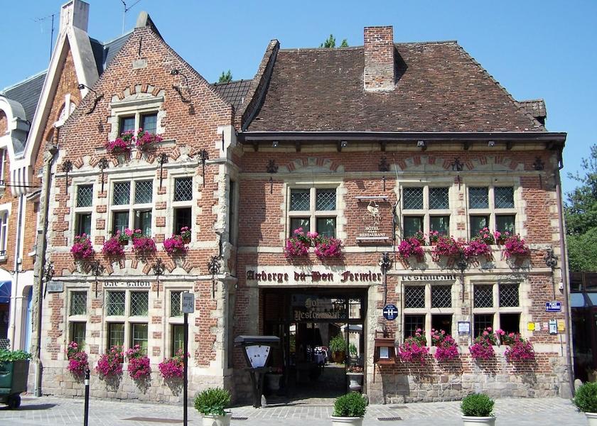 Hauts-de-France Valenciennes Facade