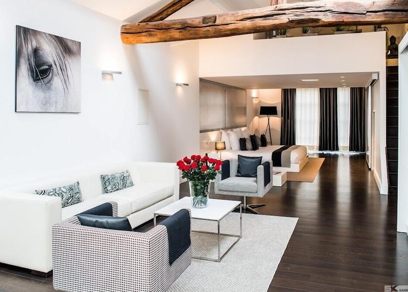 Ile-de-France Barbizon Living Area