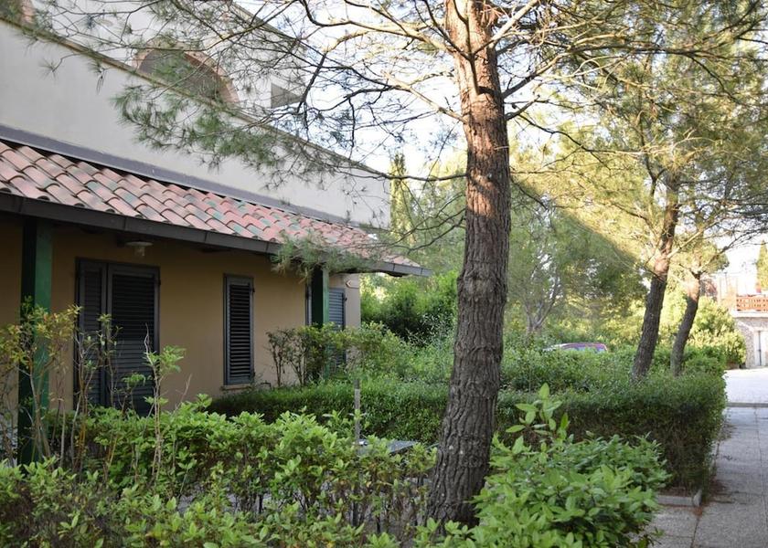 Tuscany Montecatini Val di Cecina Property Grounds