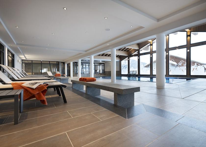 Auvergne-Rhone-Alpes Montvalezan Infinity Pool