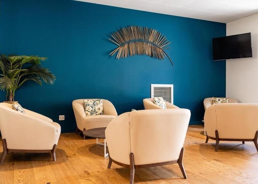 Corsica Bastia Lobby sitting area
