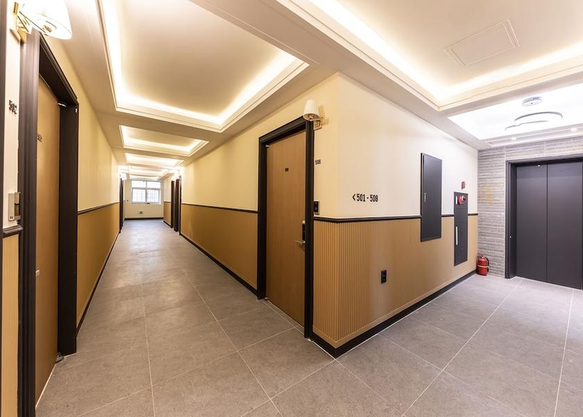  Daegu Hallway