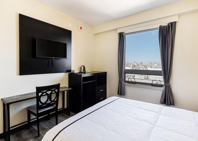 New York Astoria Room