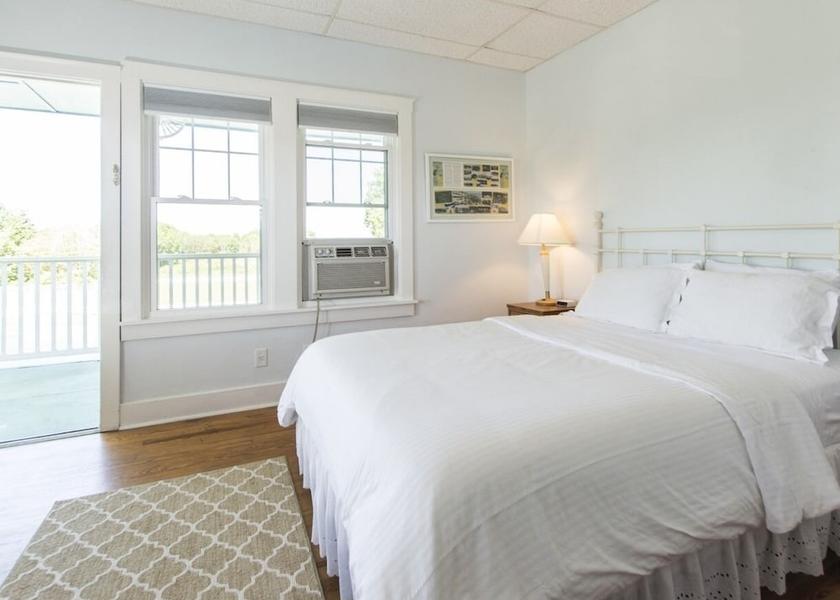 Michigan South Haven Room