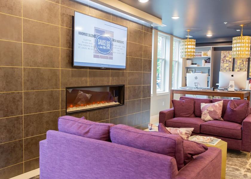 Missouri St. Louis Reception