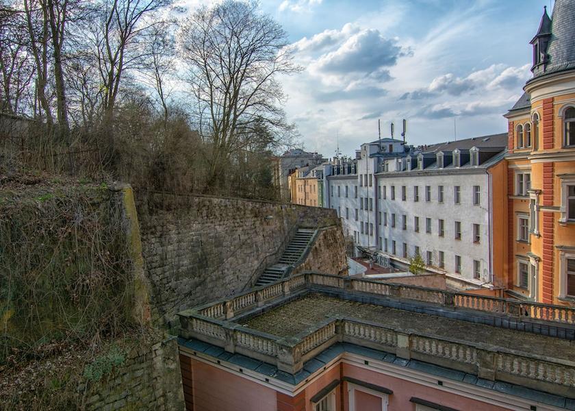 Karlovy Vary Region Karlovy Vary Courtyard view