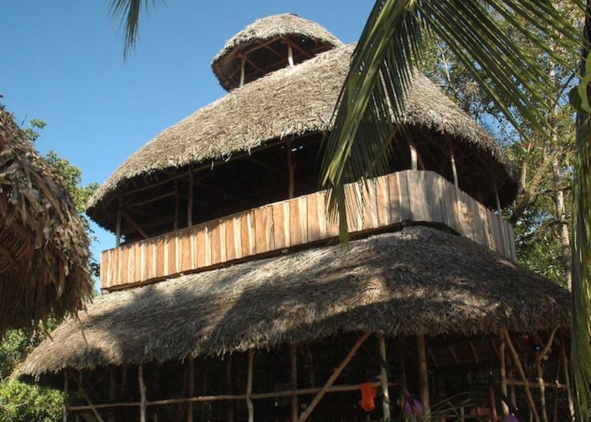 Bocas del Toro Isla Bastimentos Exterior Detail