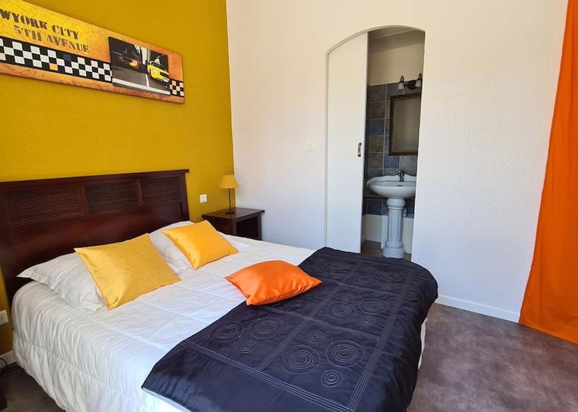 Nouvelle-Aquitaine Parthenay Room