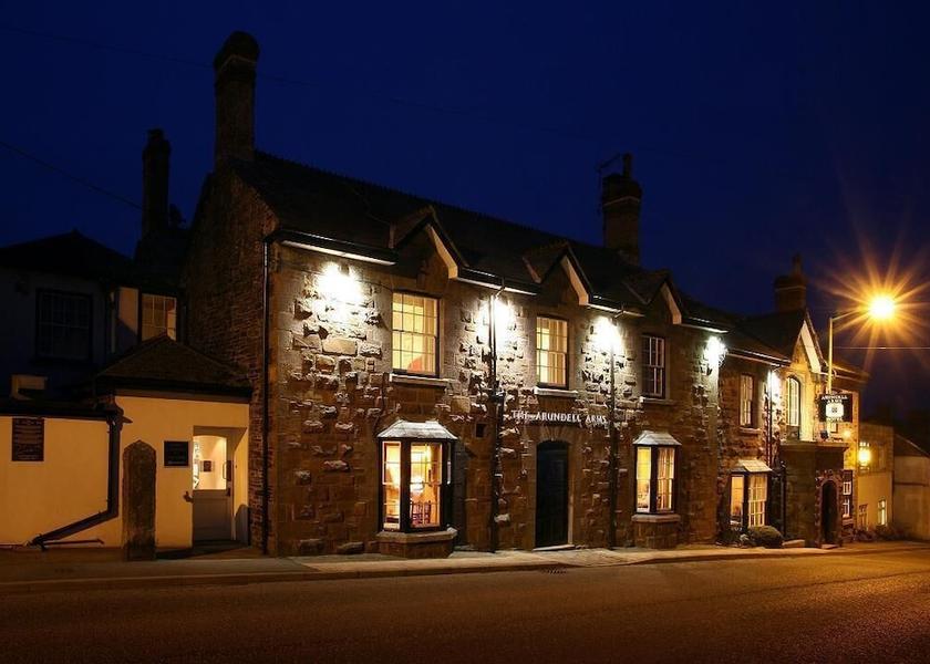 England Lifton Facade