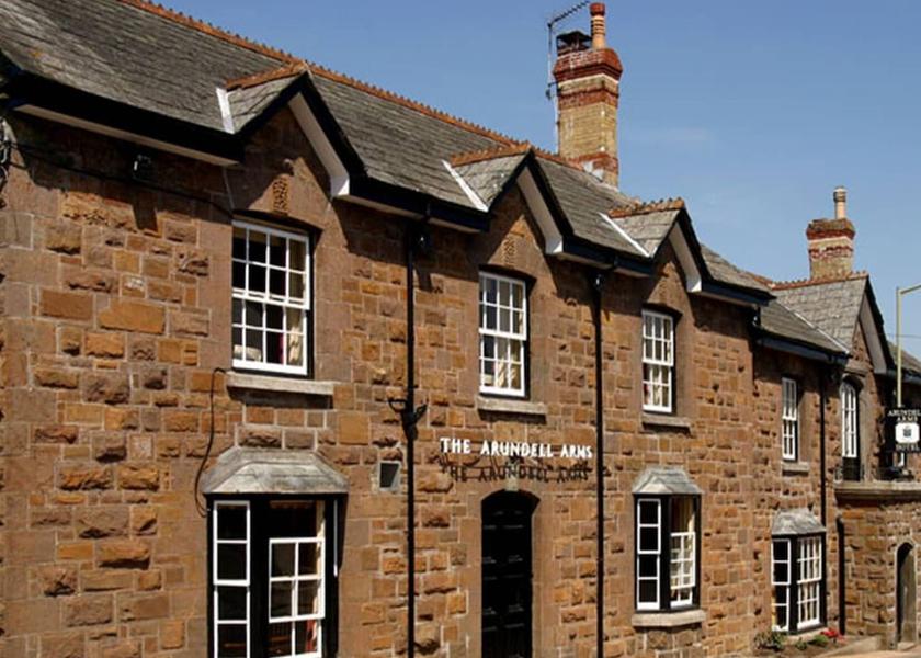 England Lifton Exterior Detail