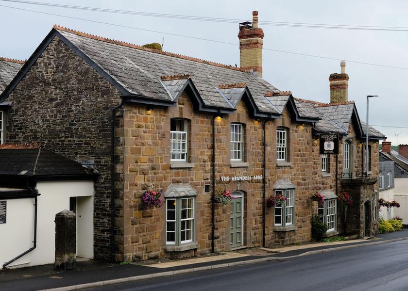 England Lifton Primary image