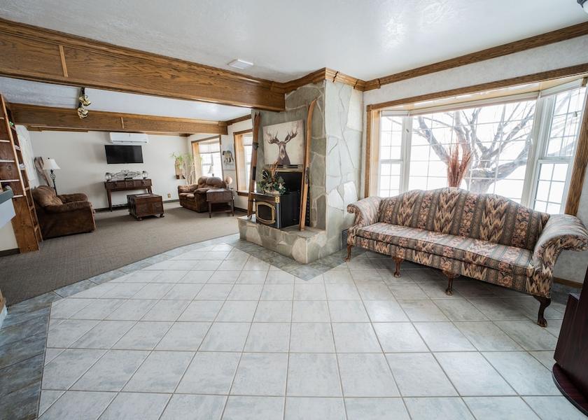 Ohio Montpelier Lobby