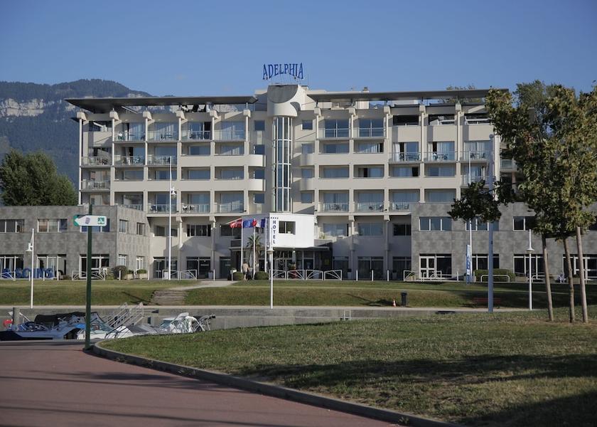 Auvergne-Rhone-Alpes Aix-Les-Bains Facade