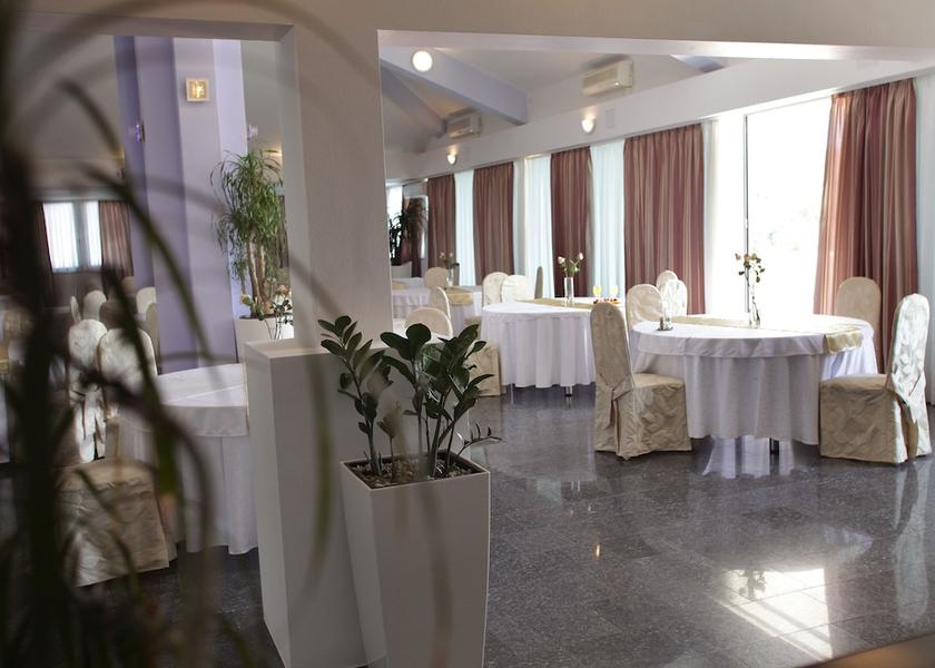 Split-Dalmatia Trogir Dining Area