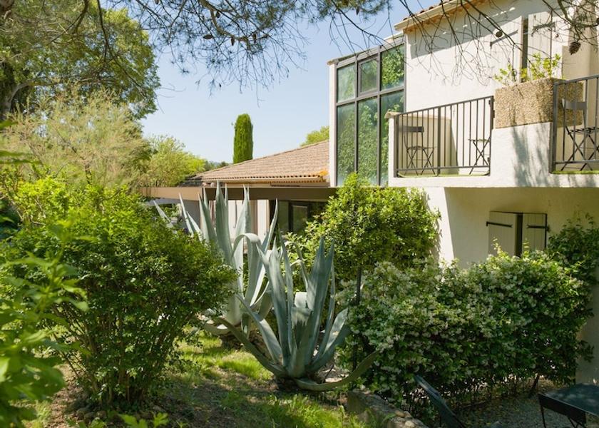 Provence-Alpes-Côte d'Azur St.-Rémy-de-Provence Exterior Detail