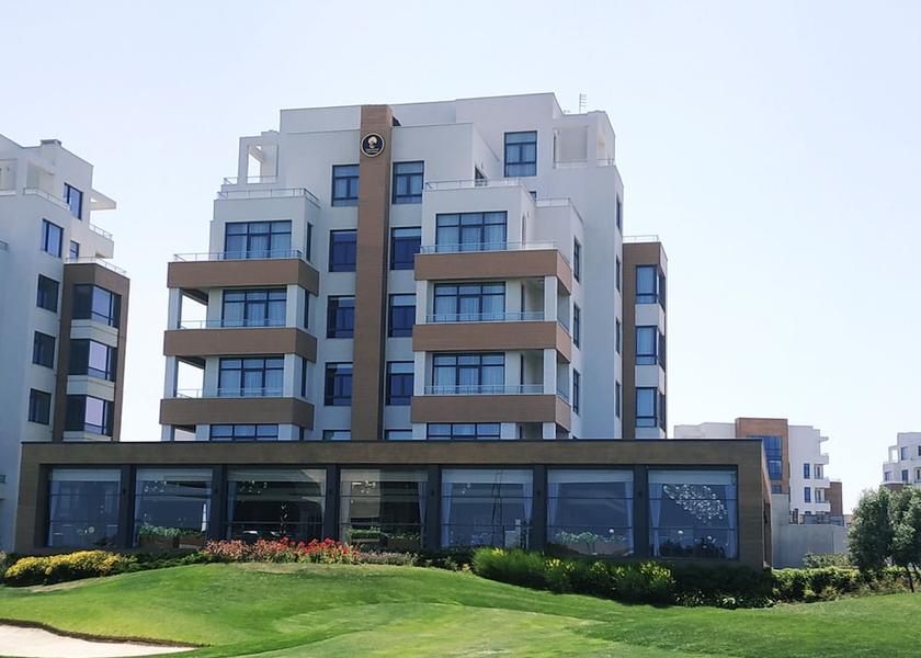  Baku Exterior Detail