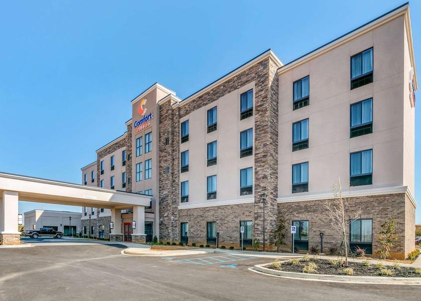 Mississippi Tupelo Exterior Detail