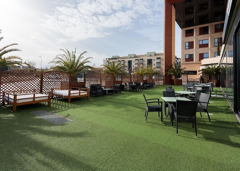 Community of Madrid Pinto Porch